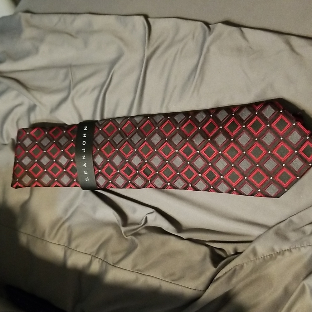 Sean John Geometric Pattern Tie